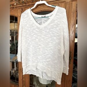 Kut from the Kloth Women’s Open Crochet  Pullover Sweater  - White- Size: L 🇺🇸